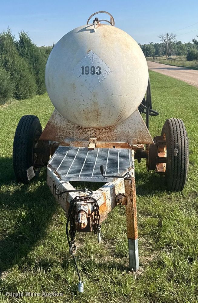 image for item EG6574 Fuel trailer
