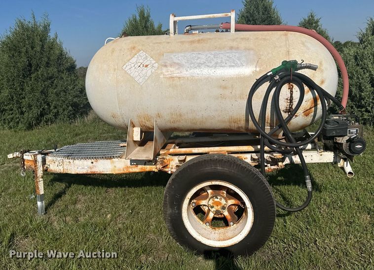 image for item EG6574 Fuel trailer