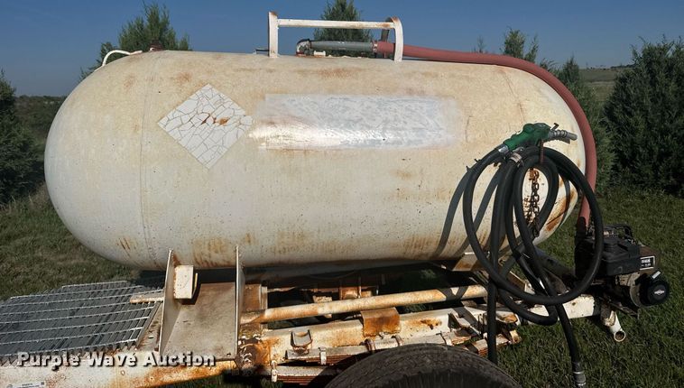 image for item EG6574 Fuel trailer