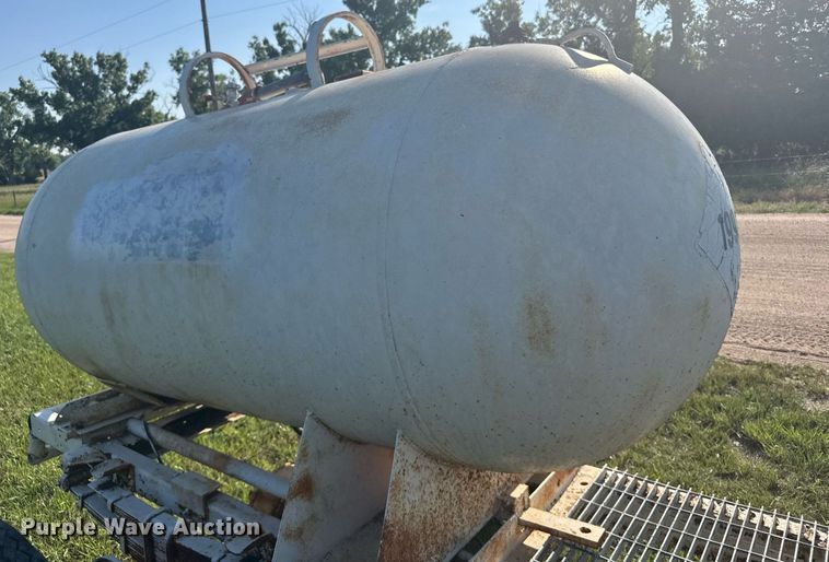 image for item EG6574 Fuel trailer