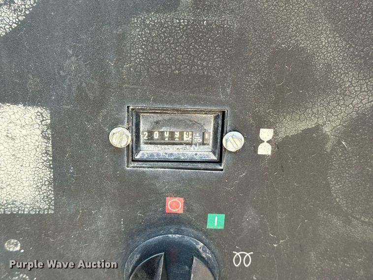 image for item EG8087 2008 Ingersoll Rand P185WIR air compressor