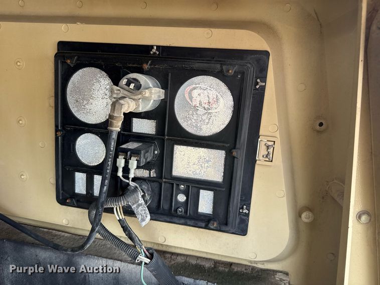 image for item EG8087 2008 Ingersoll Rand P185WIR air compressor