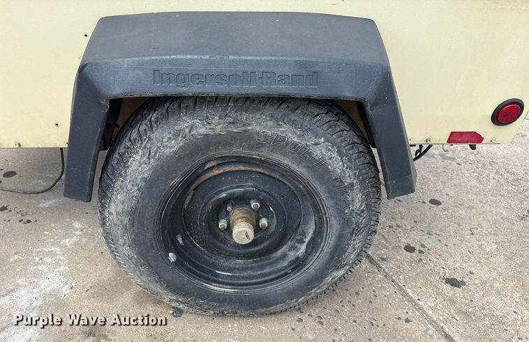 image for item EG8087 2008 Ingersoll Rand P185WIR air compressor