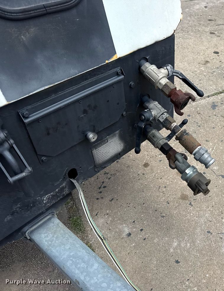 image for item EG8088 1997 Kaeser  M51 air compressor