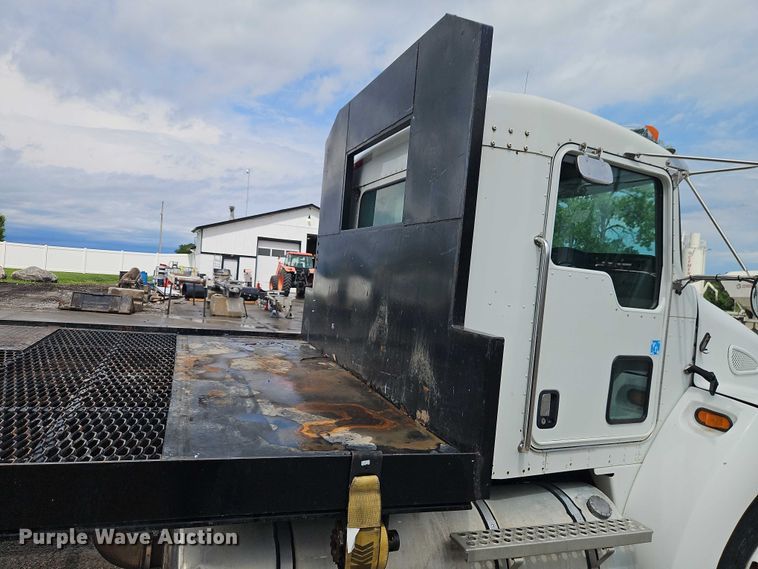 image for item EJ0086 2008 Kenworth T300 flatbed truck