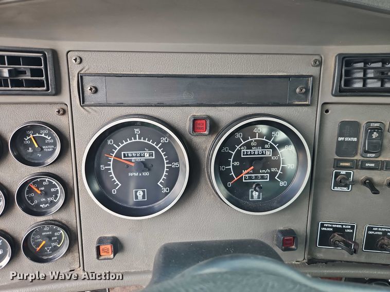 image for item EJ0086 2008 Kenworth T300 flatbed truck