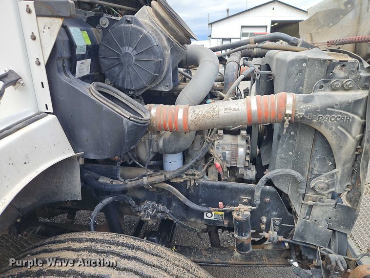 image for item EJ0086 2008 Kenworth T300 flatbed truck