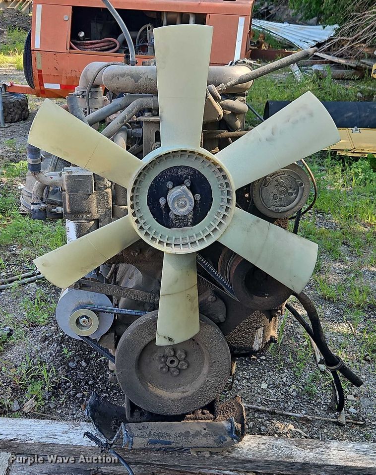 image for item EJ0101 1986 Cummins 86NT450BC4J engine