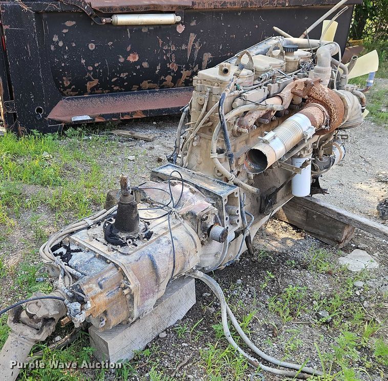 image for item EJ0101 1986 Cummins 86NT450BC4J engine