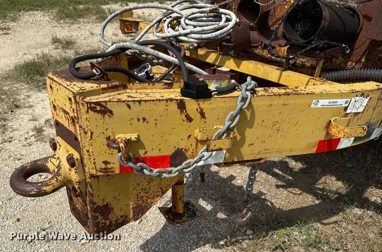 image for item EJ3830 1987 Etnyre MU10TND oil distributor trailer