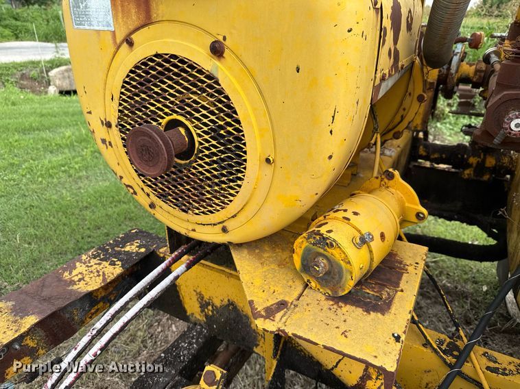 image for item EJ3830 1987 Etnyre MU10TND oil distributor trailer