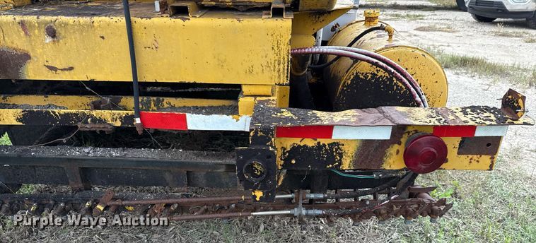 image for item EJ3830 1987 Etnyre MU10TND oil distributor trailer