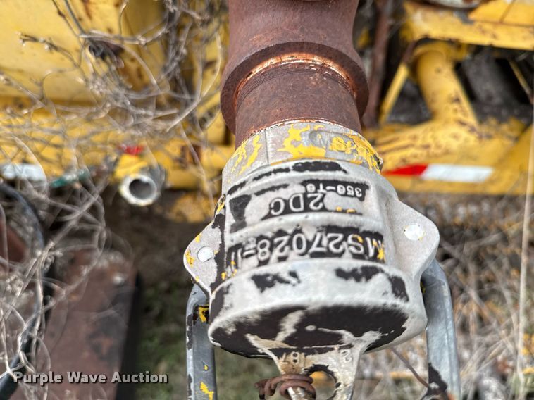 image for item EJ3830 1987 Etnyre MU10TND oil distributor trailer