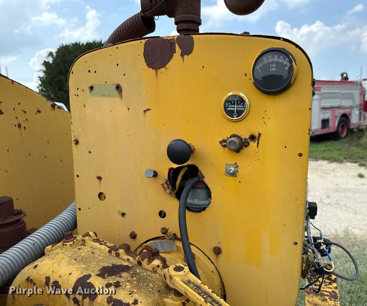 image for item EJ3830 1987 Etnyre MU10TND oil distributor trailer