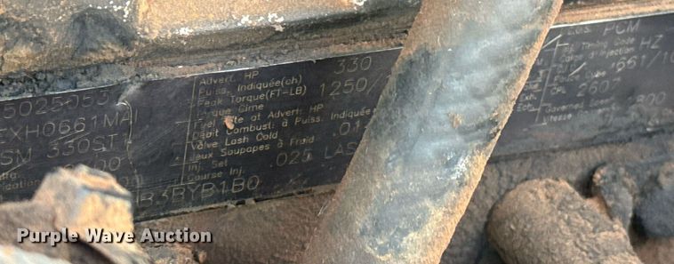 image for item EJ4620 2001 Kenworth T800 dump truck