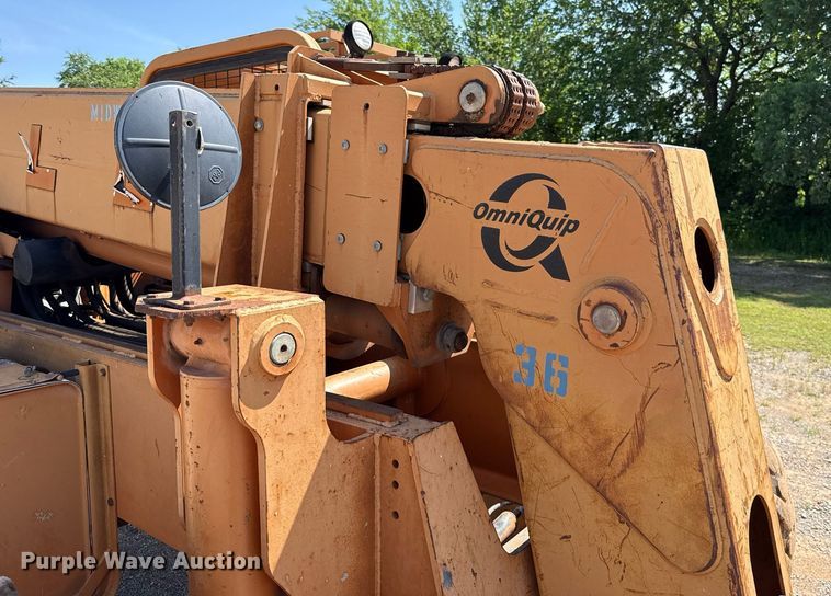 image for item EJ4623 2000 Lull 844C-42 Highlander telehandler