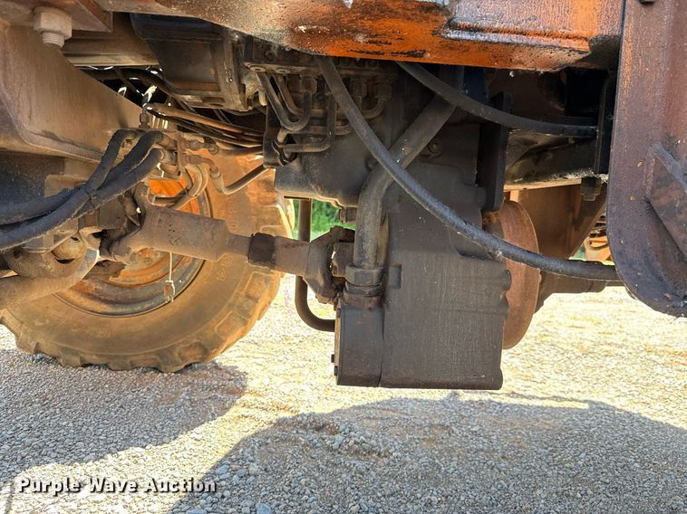 image for item EJ4623 2000 Lull 844C-42 Highlander telehandler