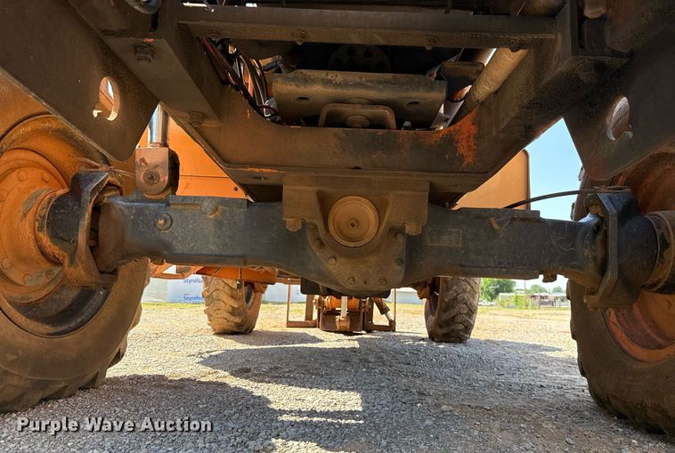 image for item EJ4623 2000 Lull 844C-42 Highlander telehandler