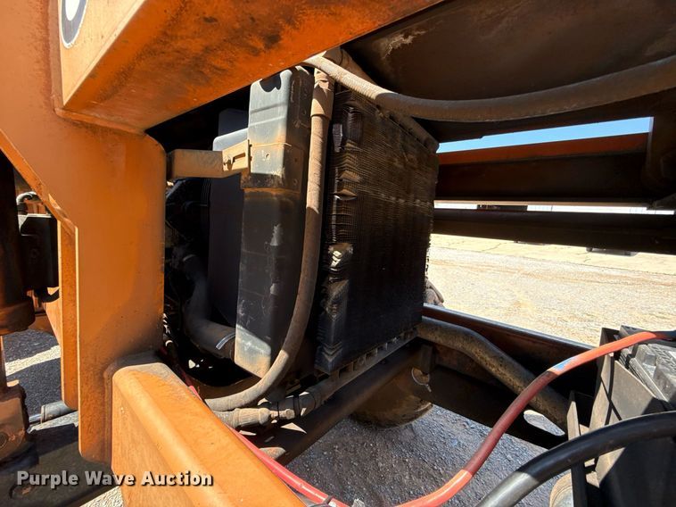 image for item EJ4623 2000 Lull 844C-42 Highlander telehandler