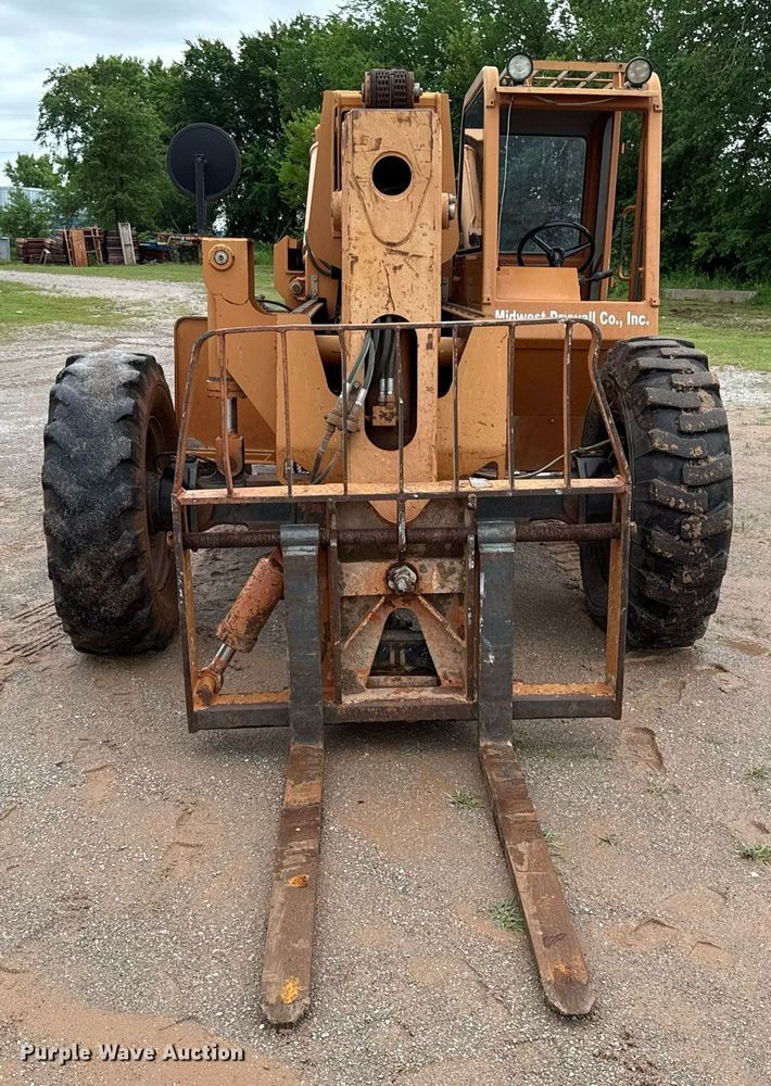 image for item EJ4624 2000 Lull 844C-42 telehandler