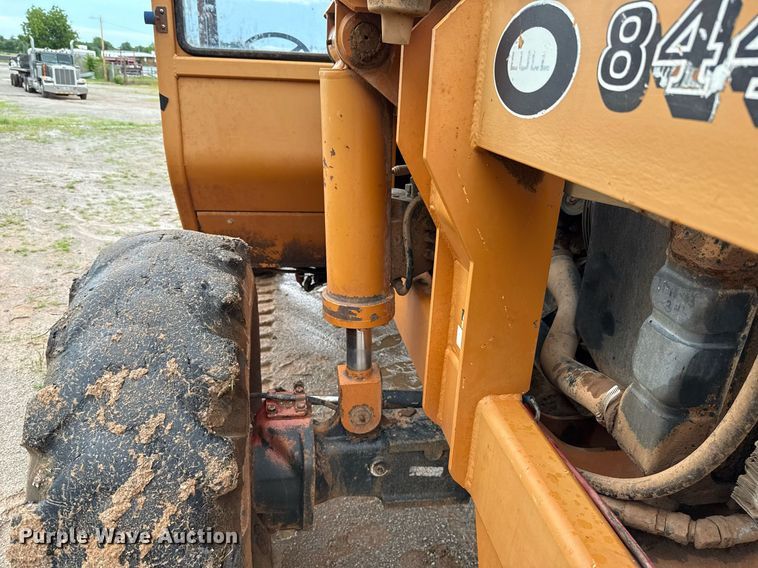 image for item EJ4624 2000 Lull 844C-42 telehandler