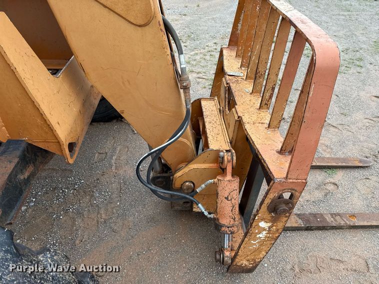 image for item EJ4624 2000 Lull 844C-42 telehandler