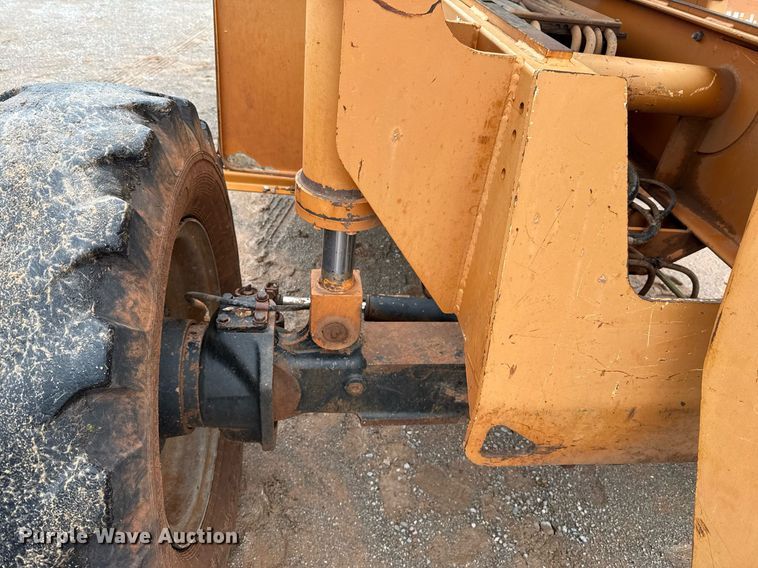 image for item EJ4624 2000 Lull 844C-42 telehandler