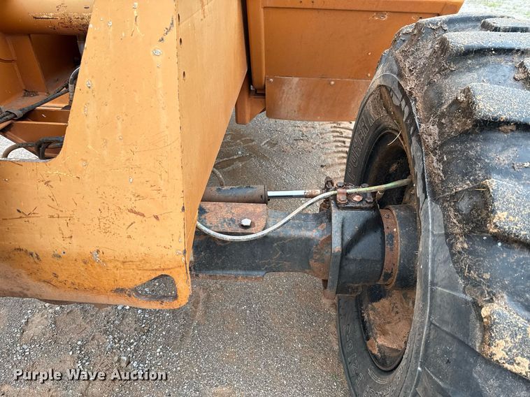 image for item EJ4624 2000 Lull 844C-42 telehandler