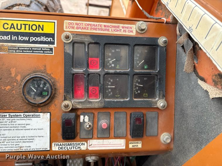 image for item EJ4624 2000 Lull 844C-42 telehandler