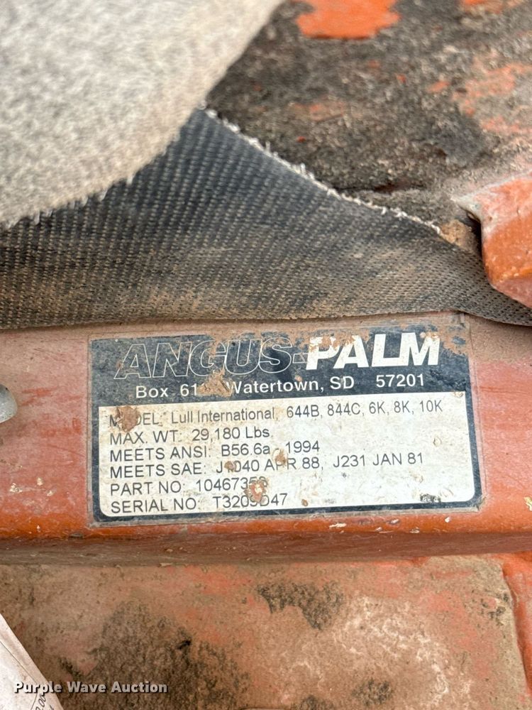 image for item EJ4624 2000 Lull 844C-42 telehandler