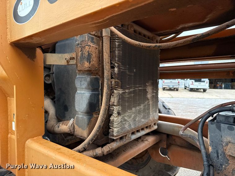 image for item EJ4624 2000 Lull 844C-42 telehandler