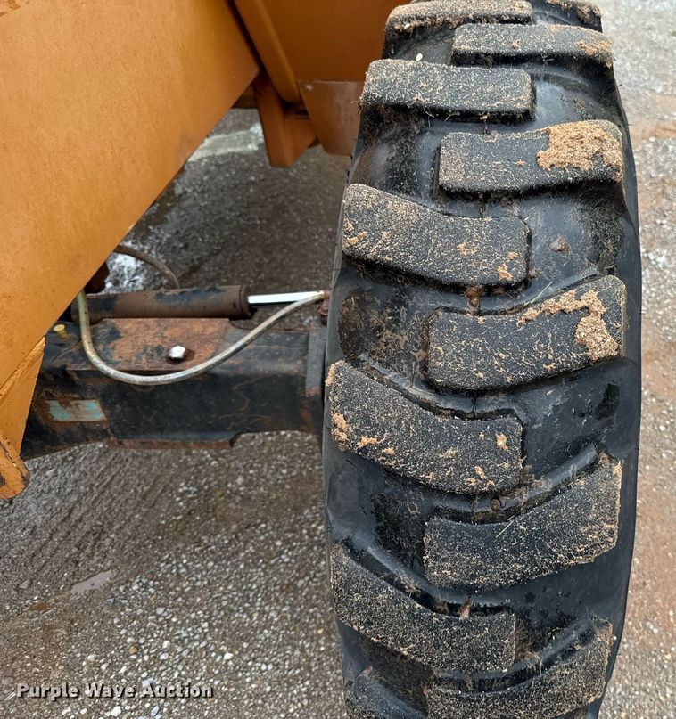 image for item EJ4624 2000 Lull 844C-42 telehandler