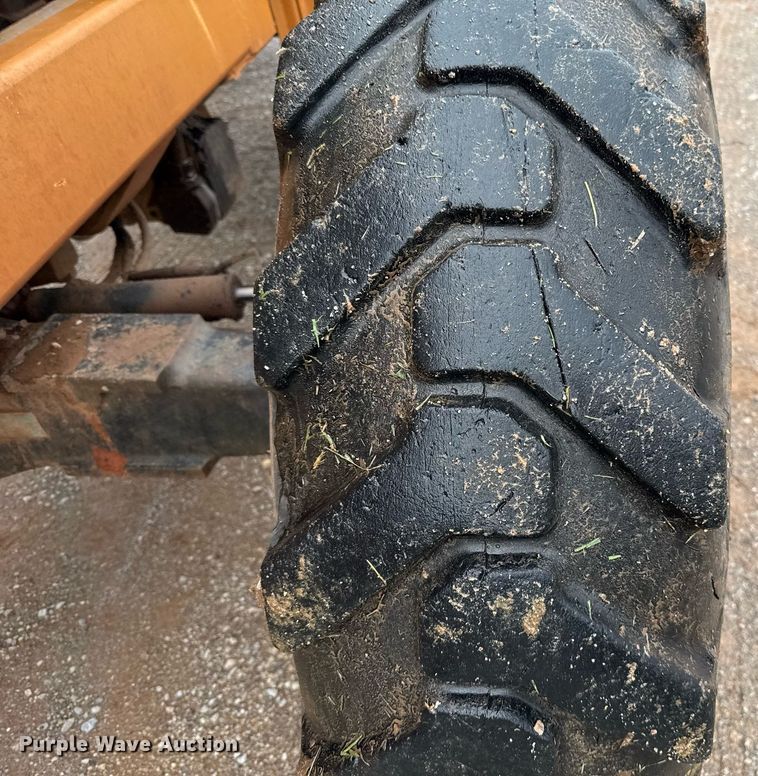 image for item EJ4624 2000 Lull 844C-42 telehandler