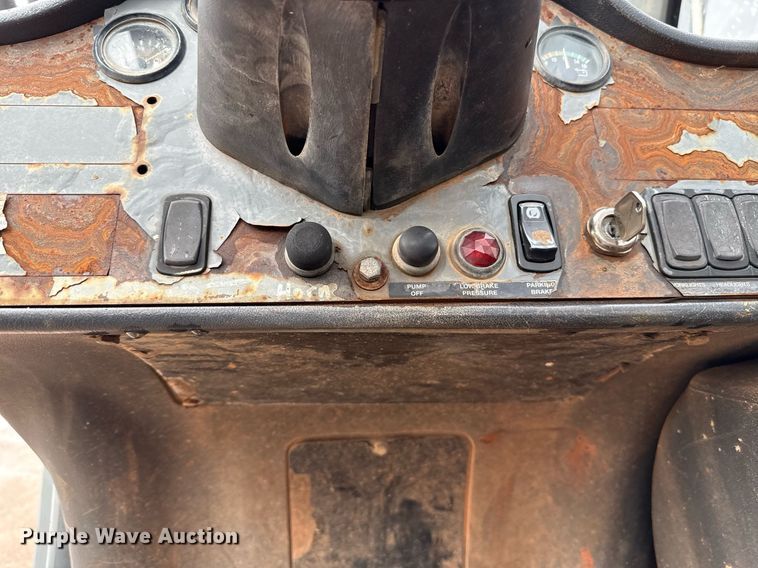 image for item EJ4625 2005 Terex TH844C telehandler