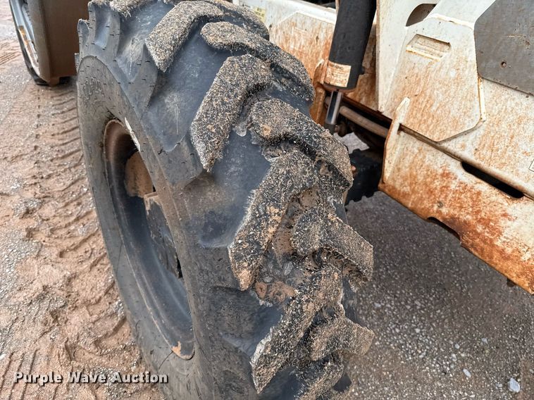 image for item EJ4625 2005 Terex TH844C telehandler