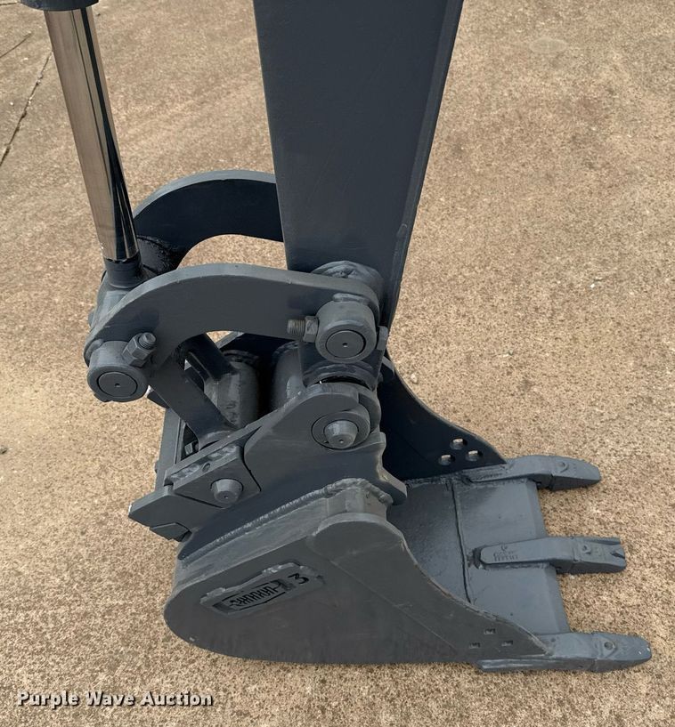 image for item EJ4628 2017 John Deere 35G mini excavator