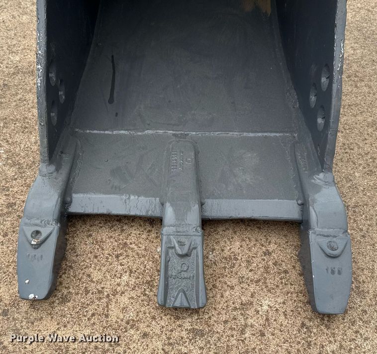 image for item EJ4628 2017 John Deere 35G mini excavator