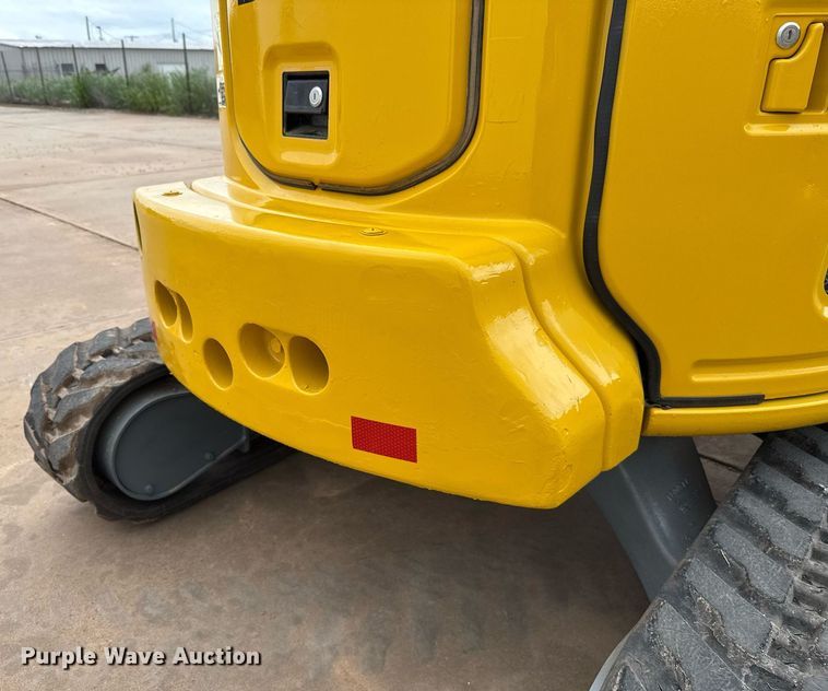 image for item EJ4628 2017 John Deere 35G mini excavator