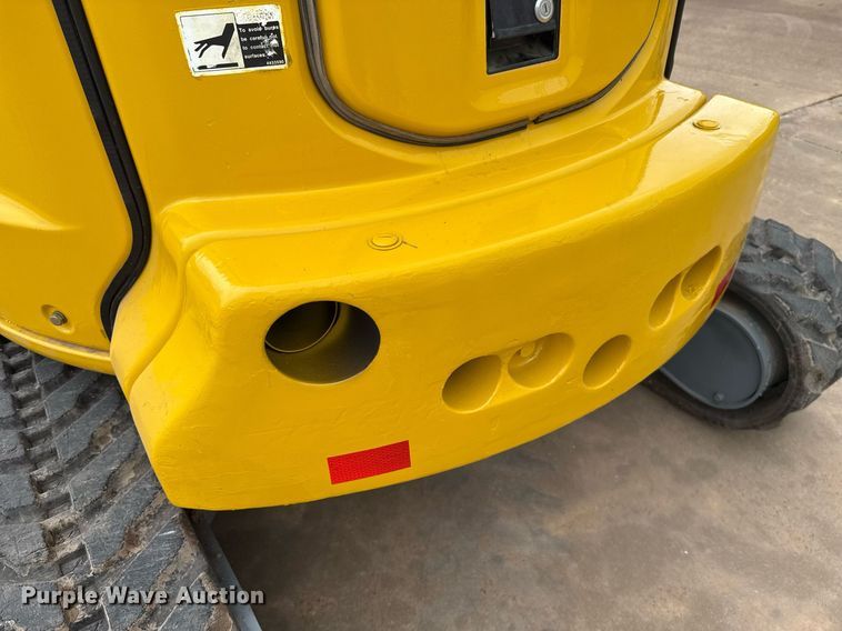 image for item EJ4628 2017 John Deere 35G mini excavator