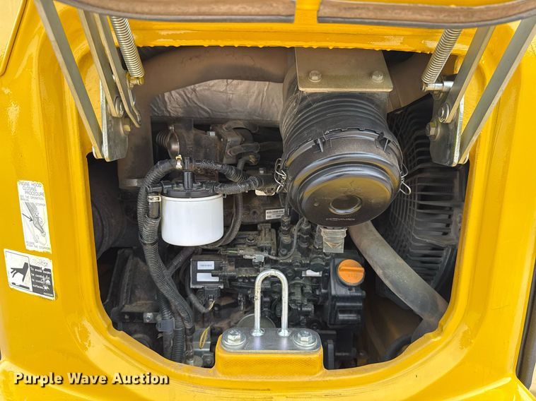 image for item EJ4628 2017 John Deere 35G mini excavator