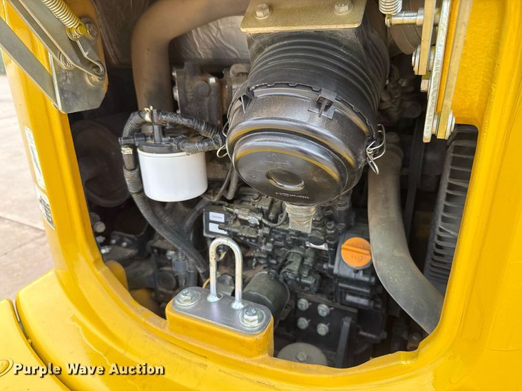 image for item EJ4628 2017 John Deere 35G mini excavator