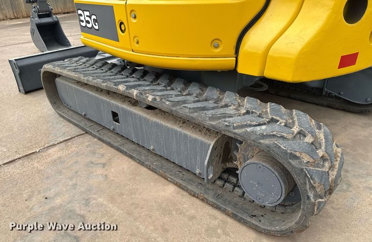 image for item EJ4628 2017 John Deere 35G mini excavator