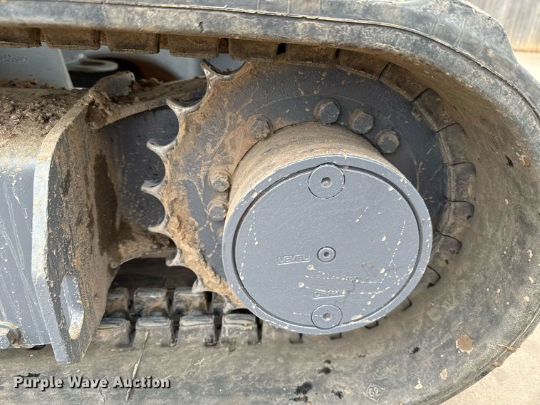 image for item EJ4628 2017 John Deere 35G mini excavator