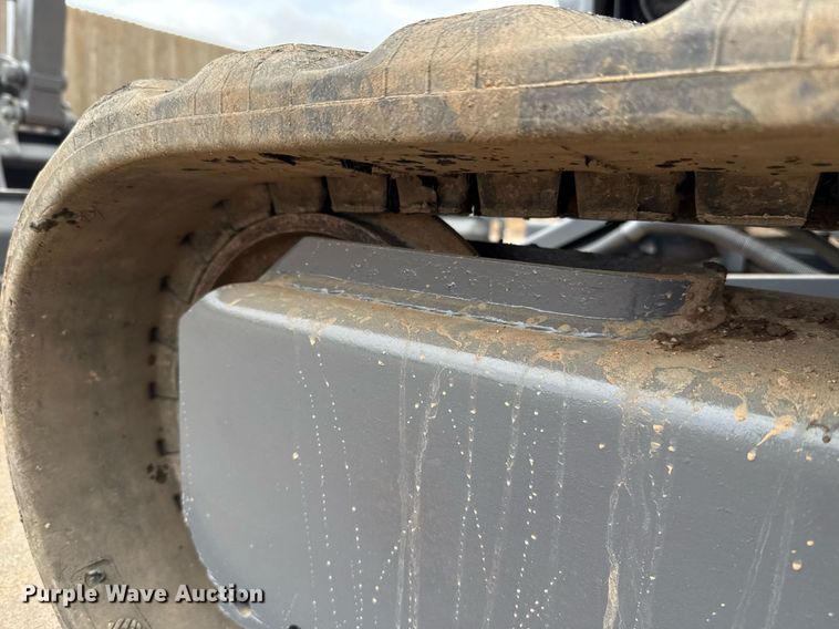 image for item EJ4628 2017 John Deere 35G mini excavator