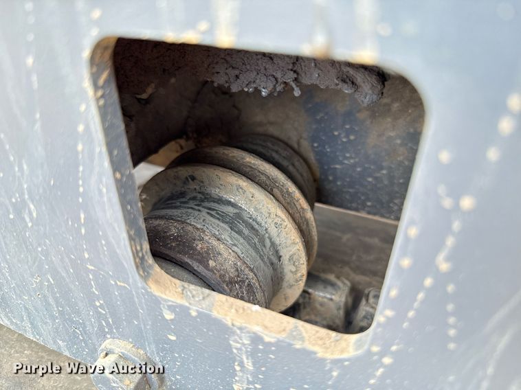 image for item EJ4628 2017 John Deere 35G mini excavator