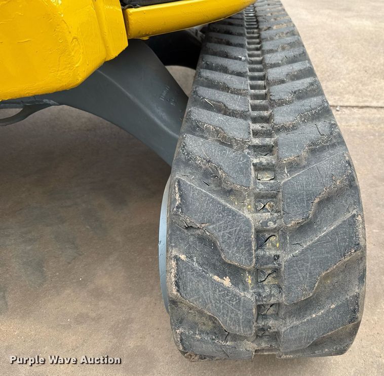 image for item EJ4628 2017 John Deere 35G mini excavator