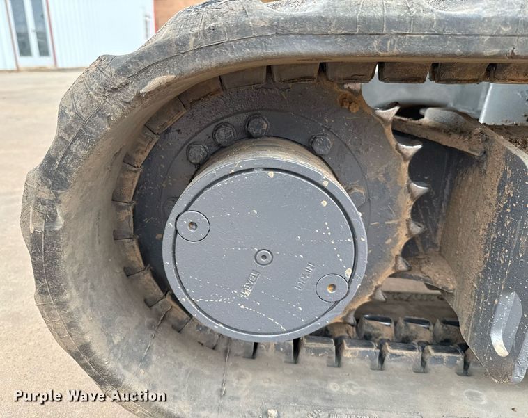 image for item EJ4628 2017 John Deere 35G mini excavator