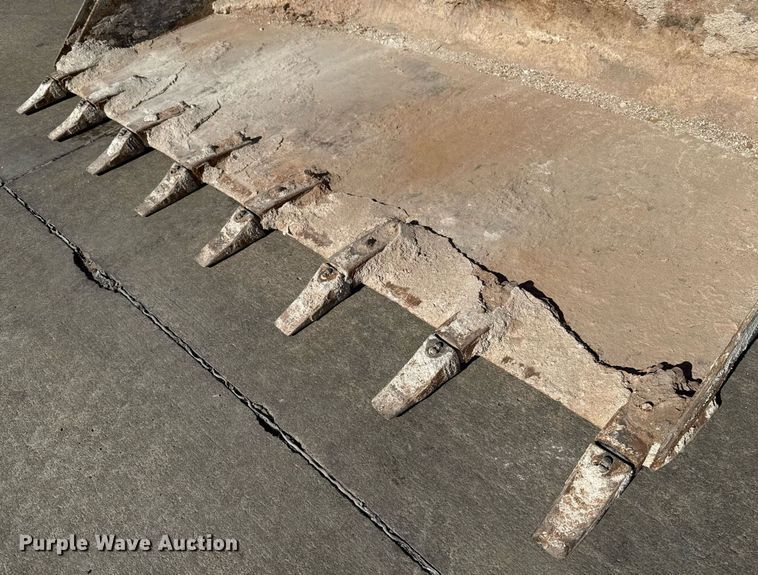 image for item EJ4631 2006 Caterpillar 248B skid steer loader