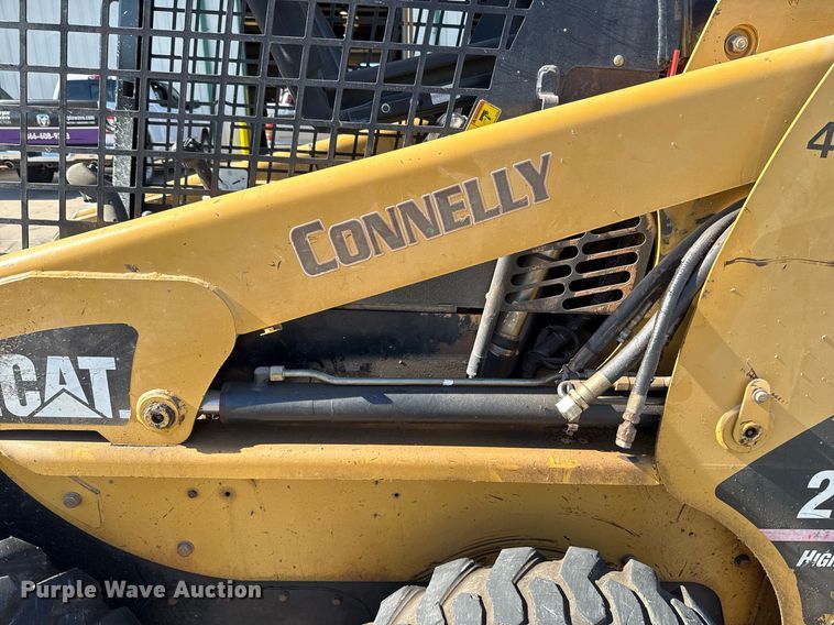 image for item EJ4631 2006 Caterpillar 248B skid steer loader