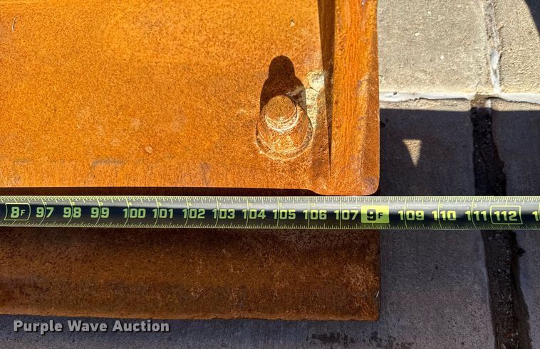 image for item EJ4633 Paladin Komatsu-416 bucket